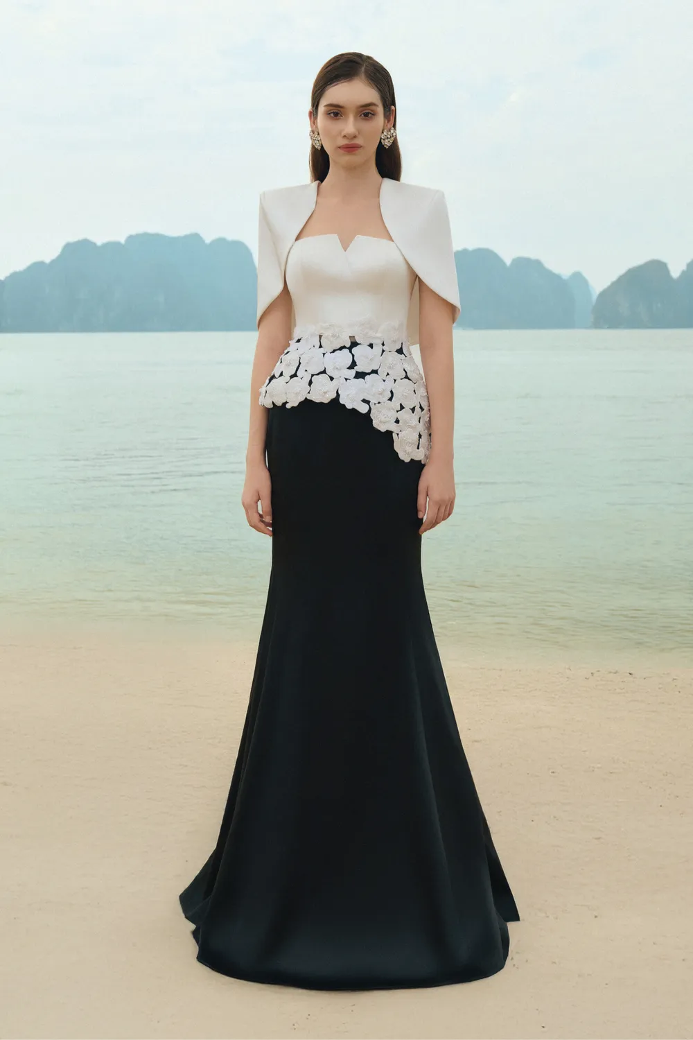 Diagonal Floral Cuff Top With Fitted Hip Mermaid Skirt Set