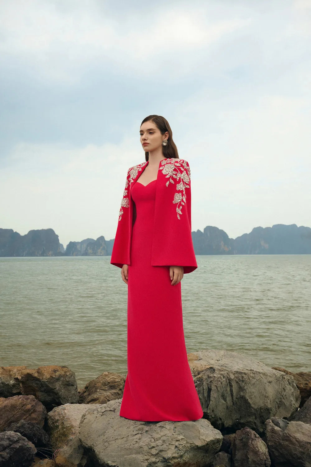 Symmetric Floral Embellished Cape And Strapless Heart Chestline Straight Dress Set