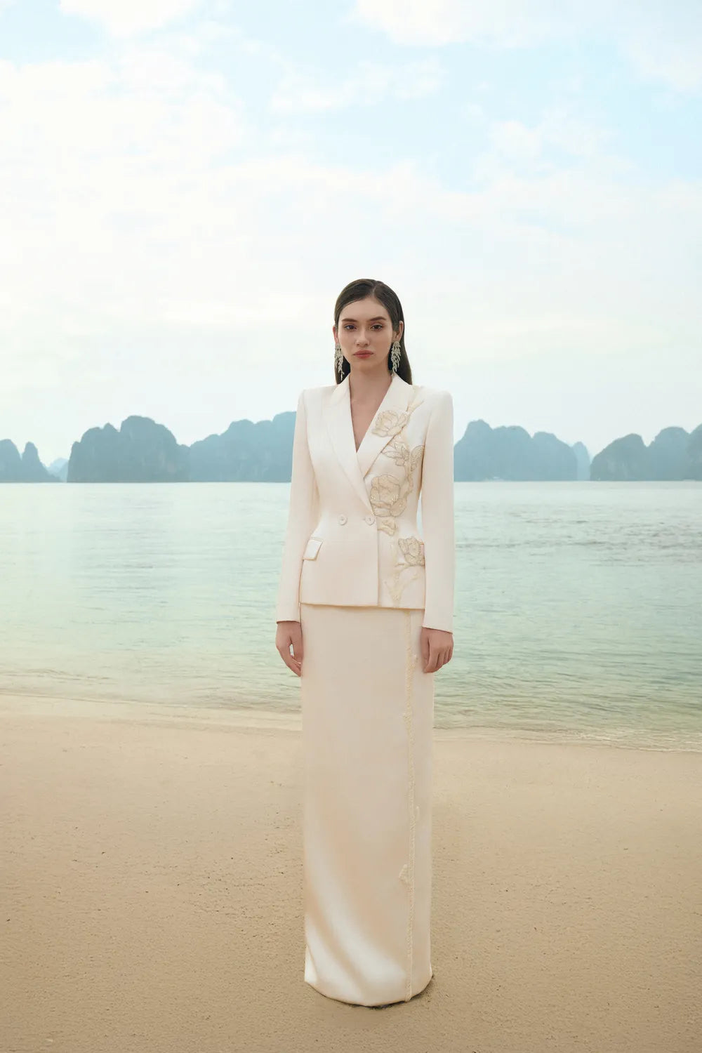 Peak Lapel Pegged Blazer With Straight Skirt Set