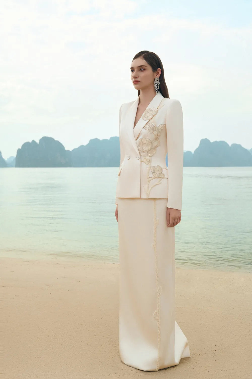 Peak Lapel Pegged Blazer With Straight Skirt Set