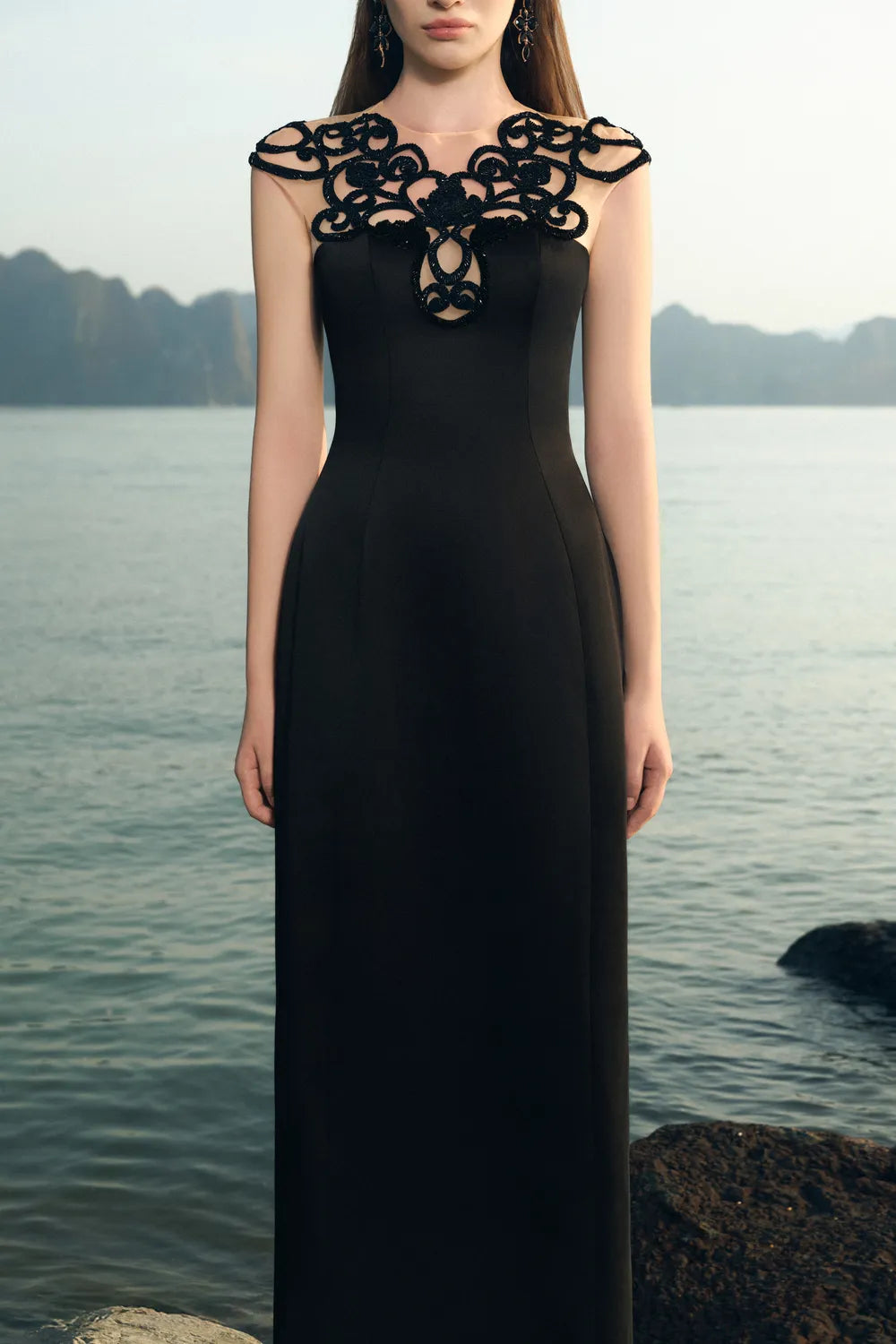 Sleeveless Stylized Shoulder Straight Dress