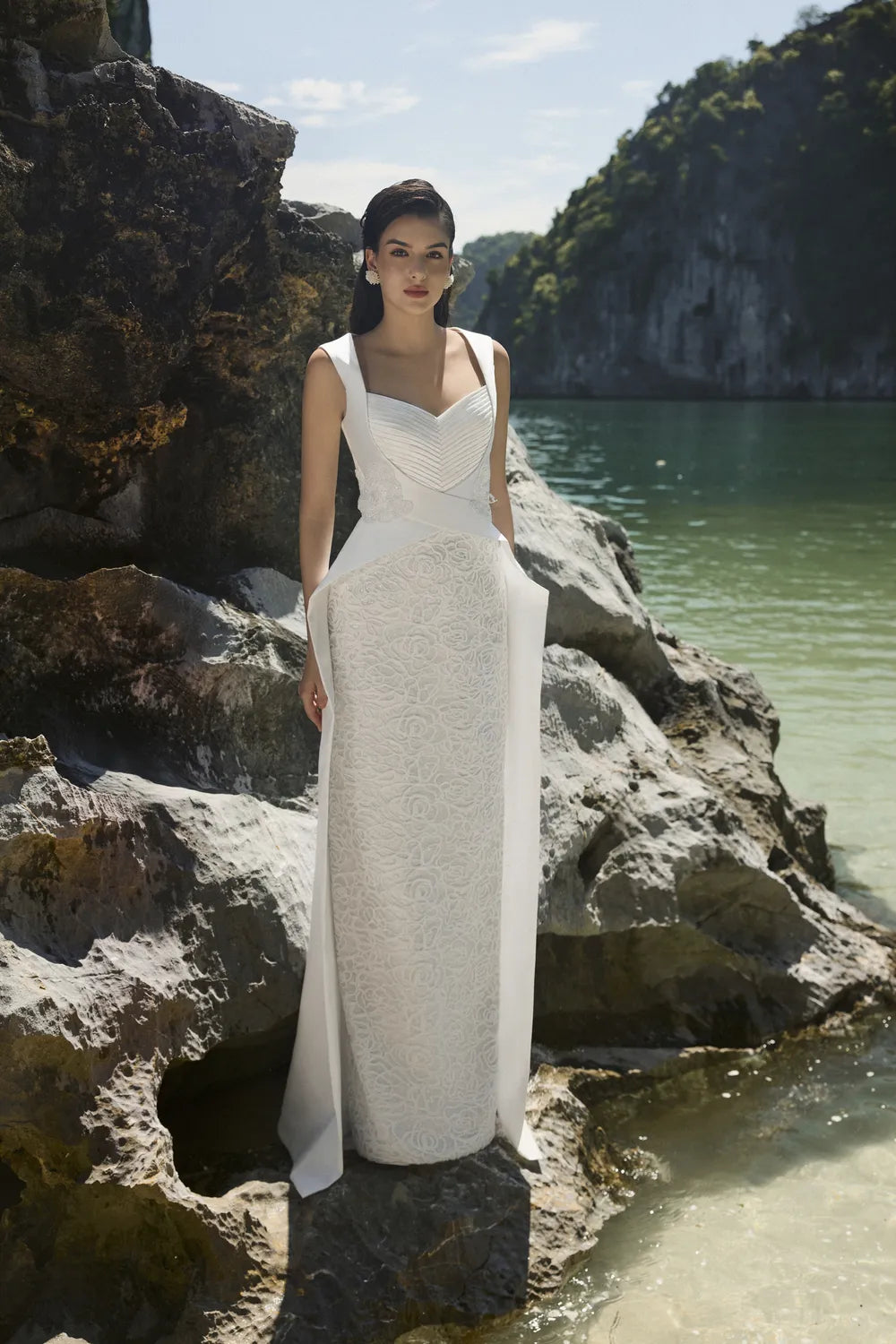 Strappy V-Pleated Chest Stylized Flap Dress