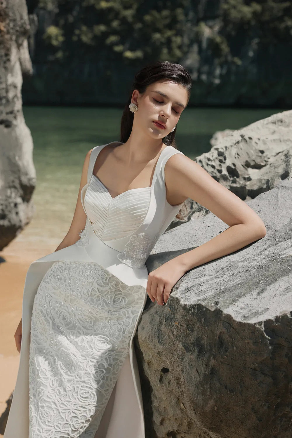 Strappy V-Pleated Chest Stylized Flap Dress