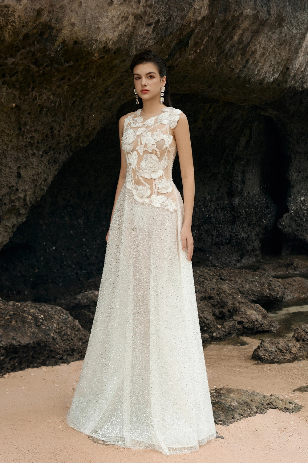 Sleeveless Diagonal Layered Flared Dress