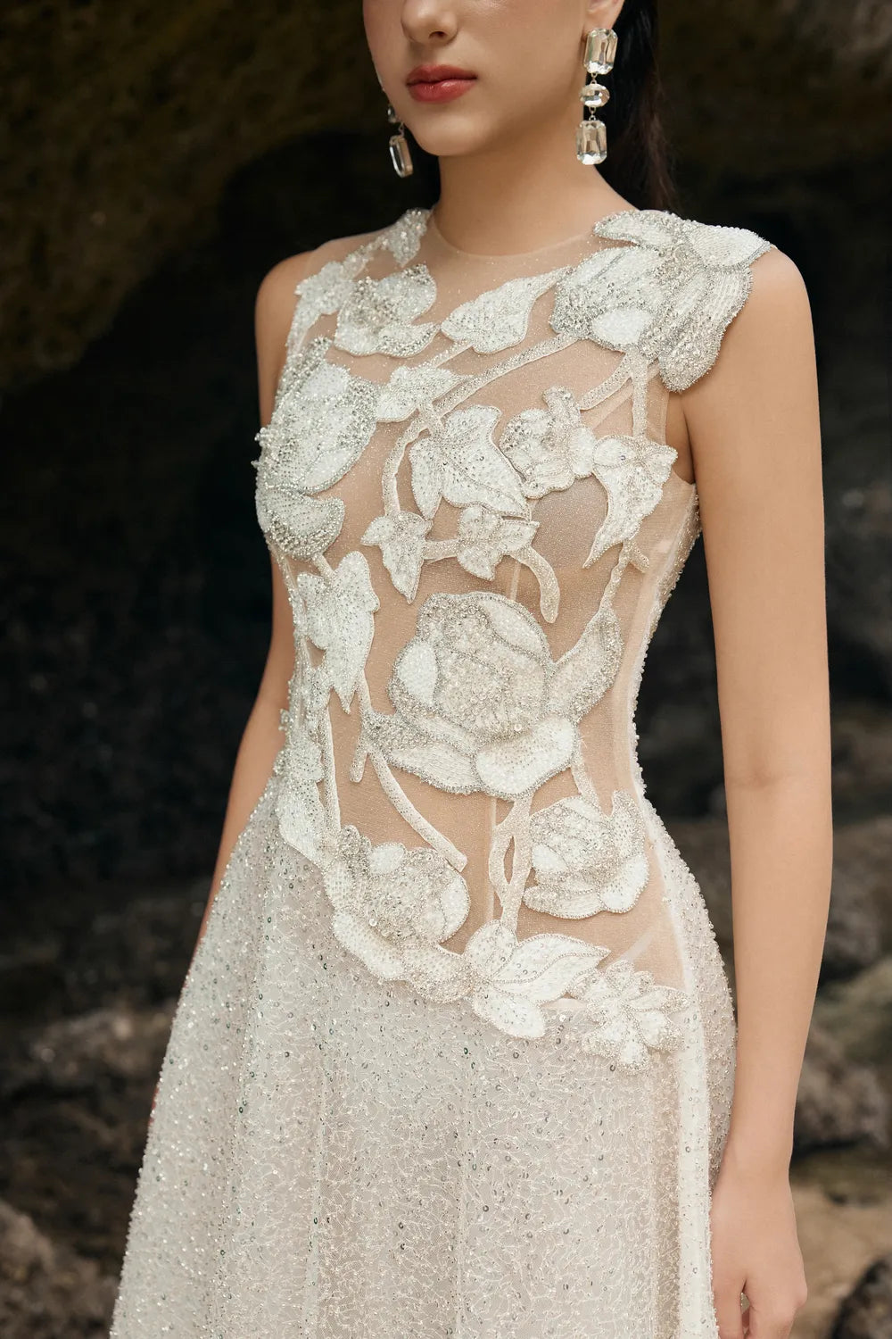 Sleeveless Diagonal Layered Flared Dress