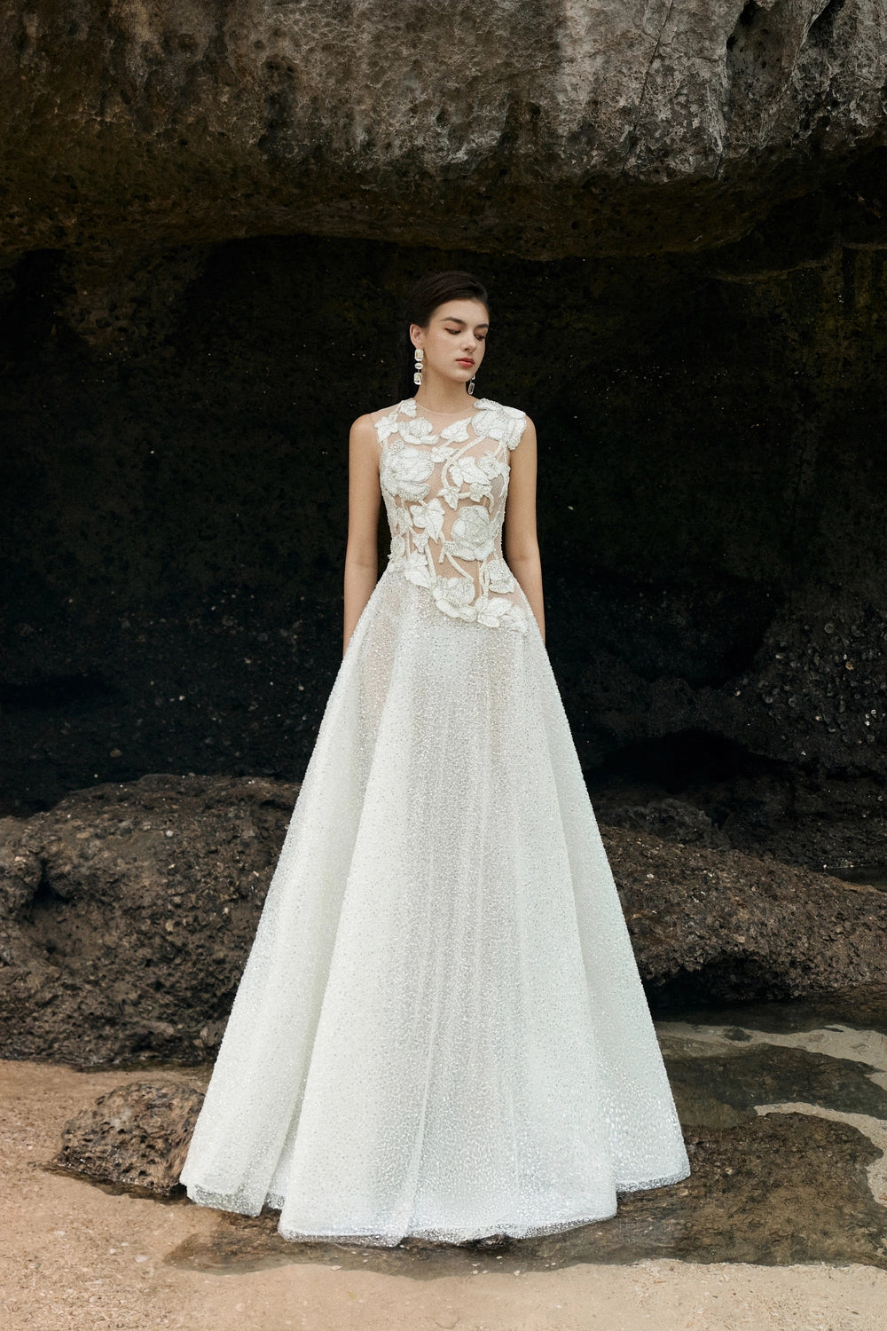 Sleeveless Diagonal Layered Flared Dress