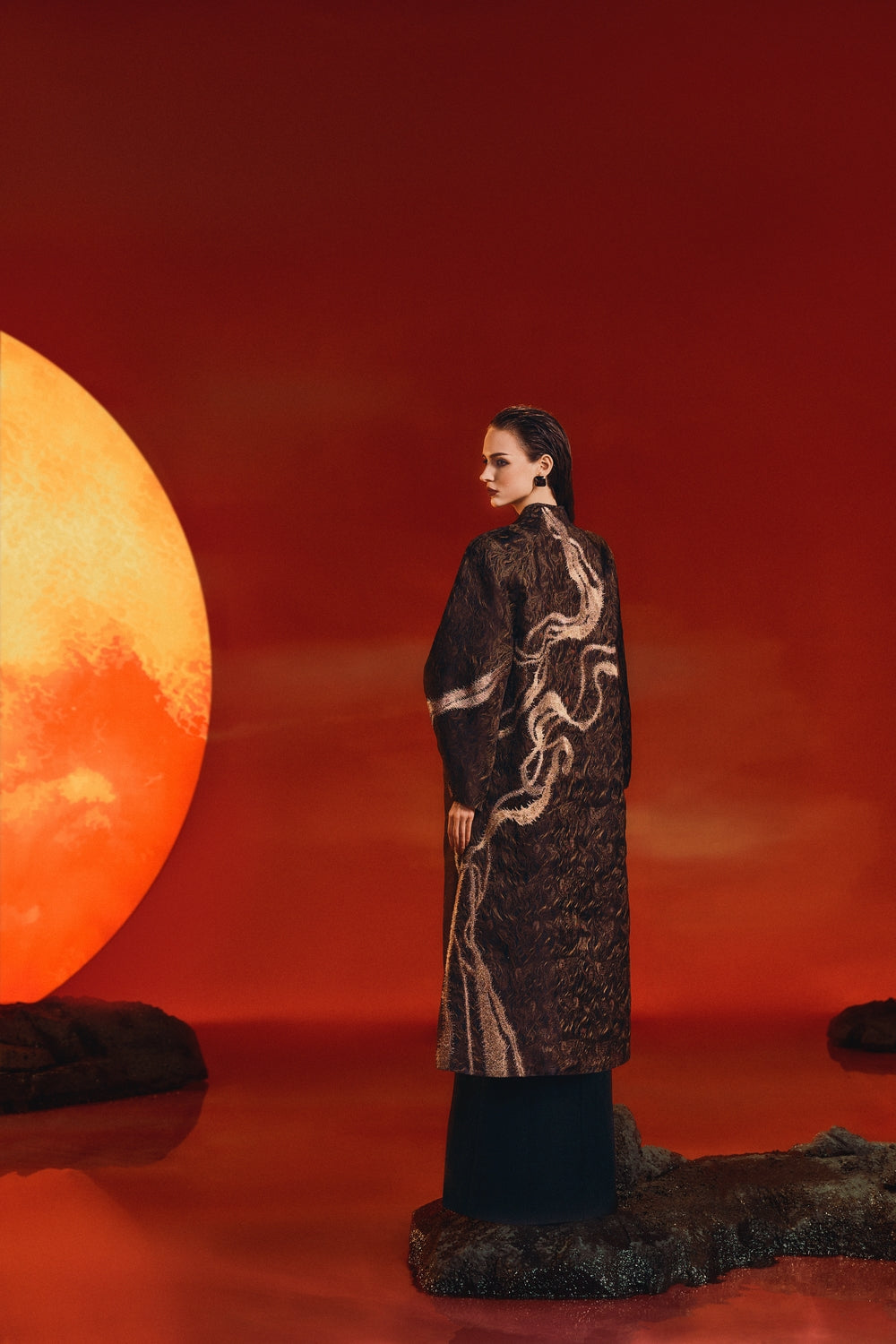 Golden Wave Long Sleeve Coat With Straight Dress Set