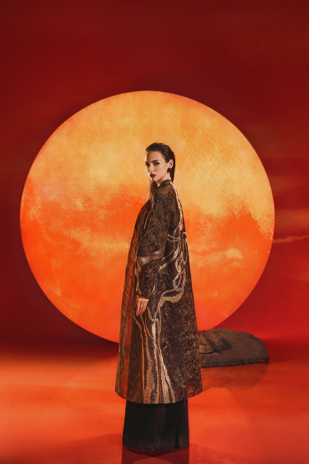 Golden Wave Long Sleeve Coat With Straight Dress Set