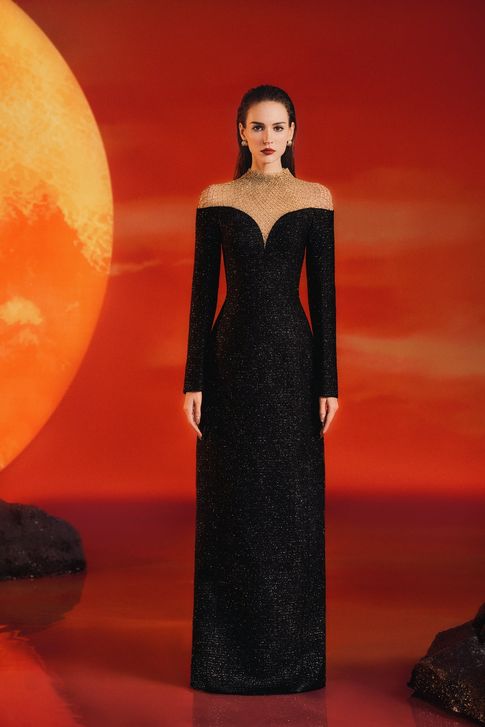 High Neck Fishnet Shoulder Dress LUNE DE SOIE High Neck Fishnet Shoulder Dress LUNE DE SOIE