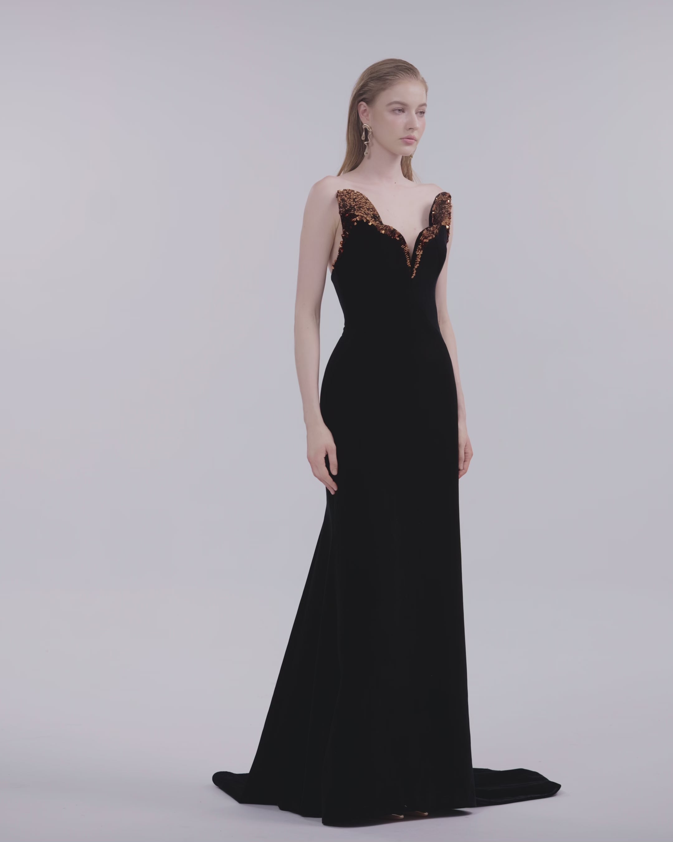 Wavy V-Chest Mermaid Dress